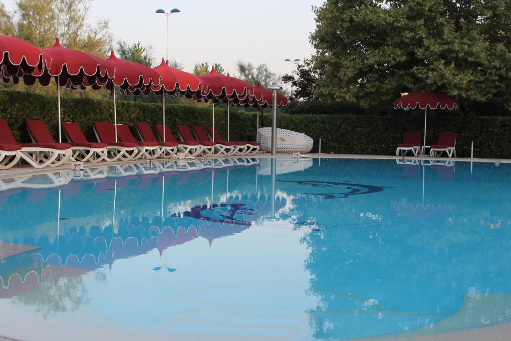 Hotel Le Tegnue Sottomarina Luaran gambar